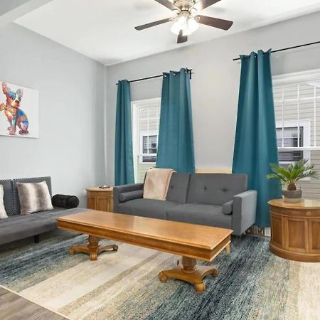 Recently Renovated Chic Durham Farmhouse Esterno foto