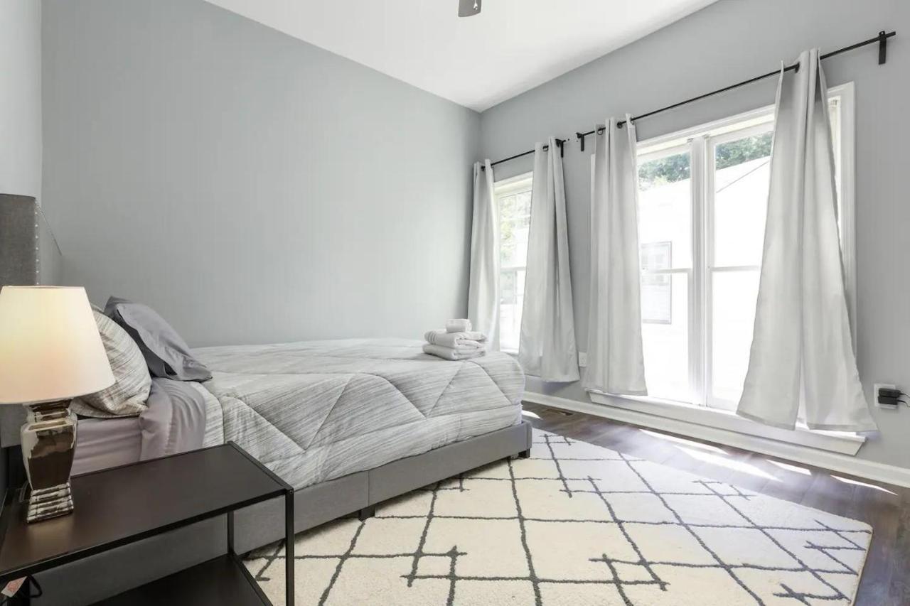 Recently Renovated Chic Durham Farmhouse Esterno foto
