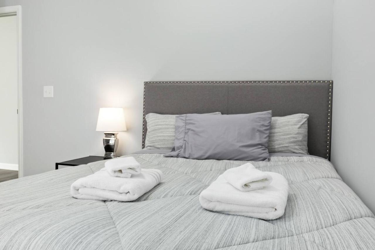 Recently Renovated Chic Durham Farmhouse Esterno foto